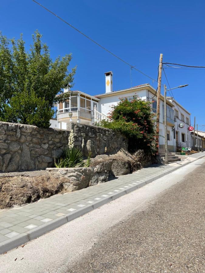 Villa Entre Encinas Moralina Exterior photo